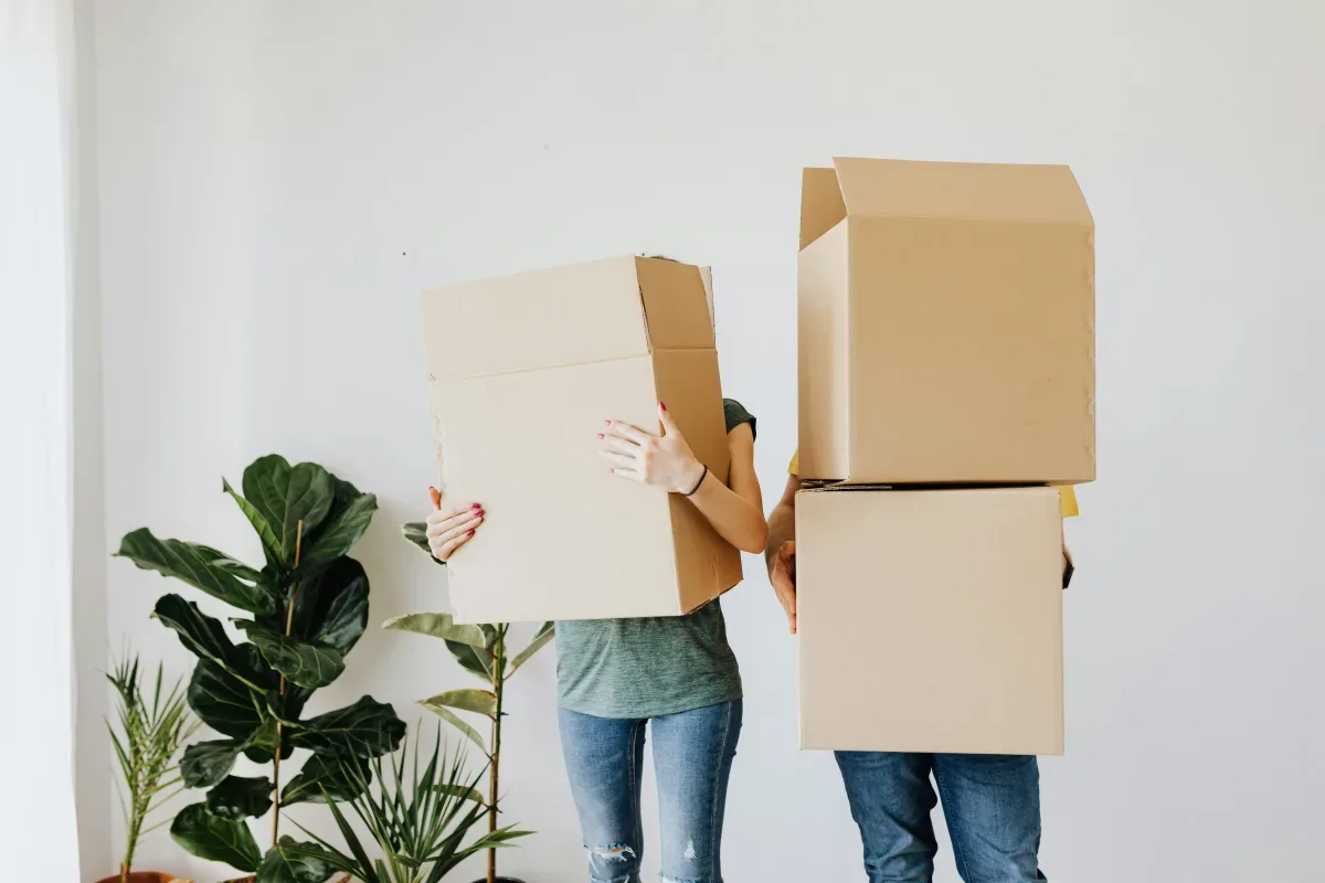 Top Tips For Downsizing to a Flat